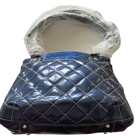 Maxx New York Signature handbags 👜 - Picture 3 of 16